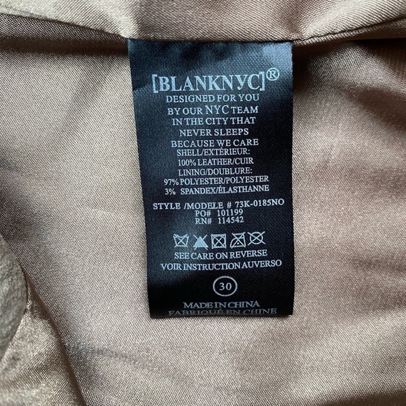BLANK NYC Suede Leather Zipper Mini Skirt in Shroom | Size 30 - Picture 9 of 10